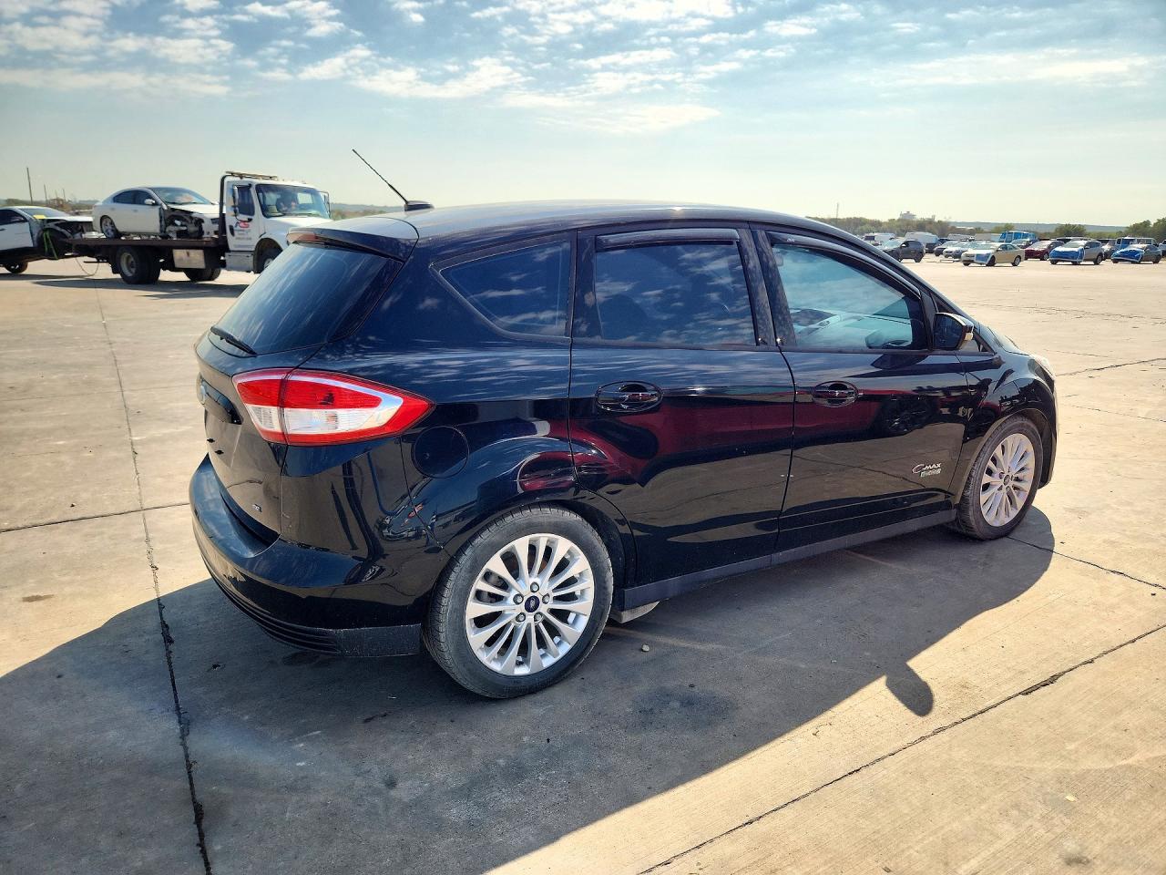2017 Ford C-Max Se - Фото 3