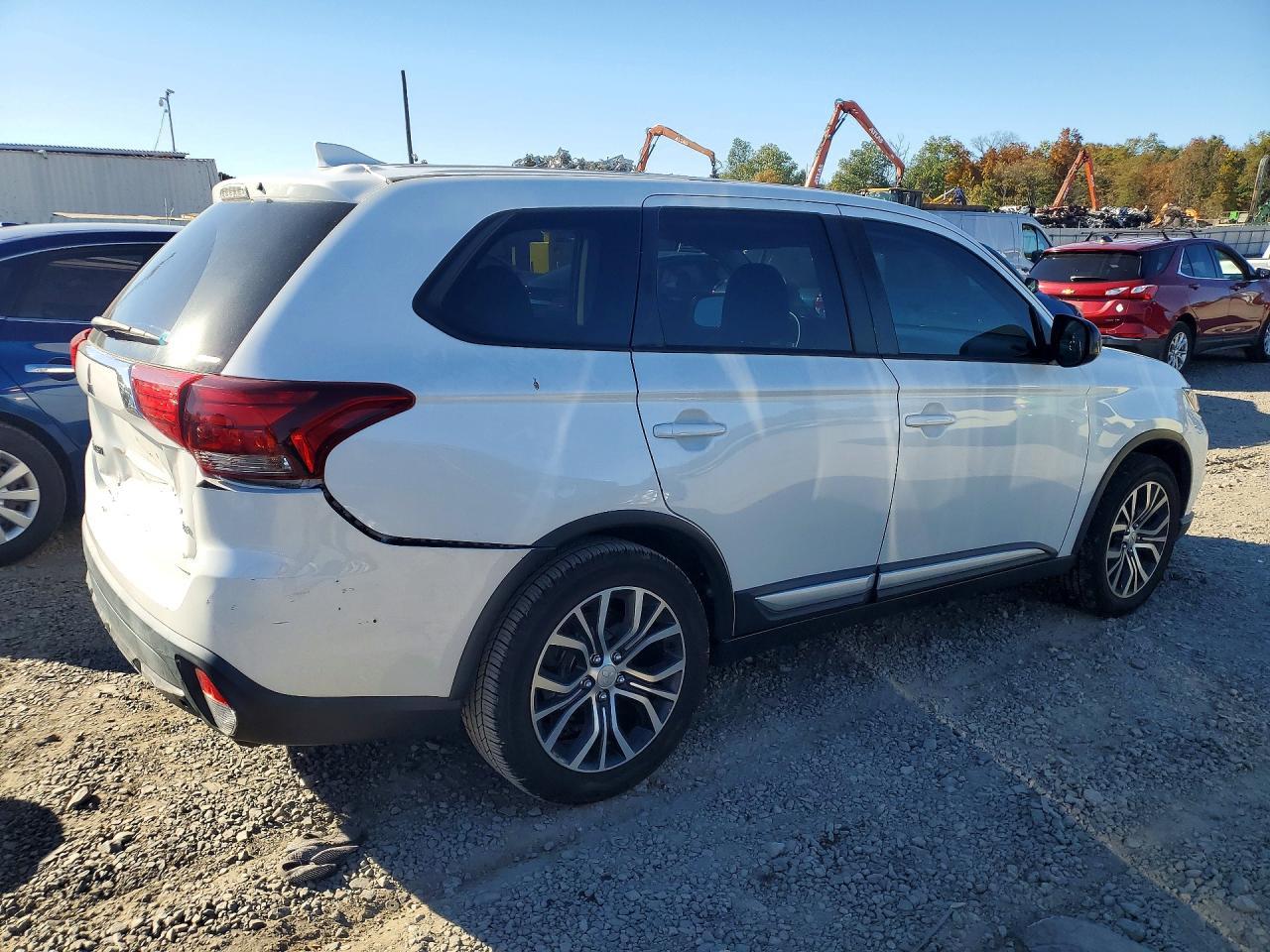 2018 Mitsubishi Outlander Se - Фото 3
