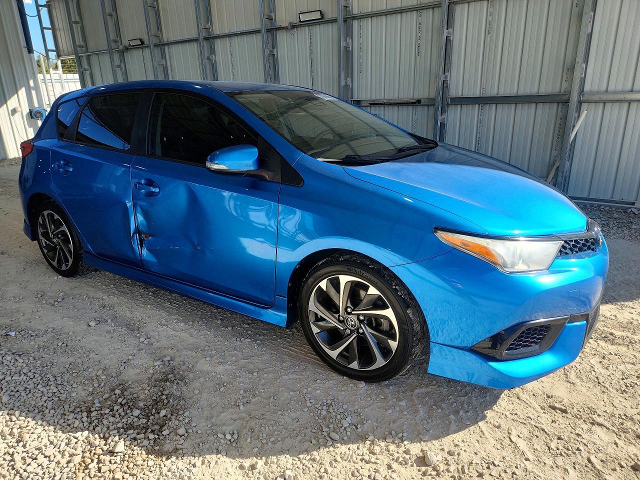 2017 Toyota Corolla Im - Image 4