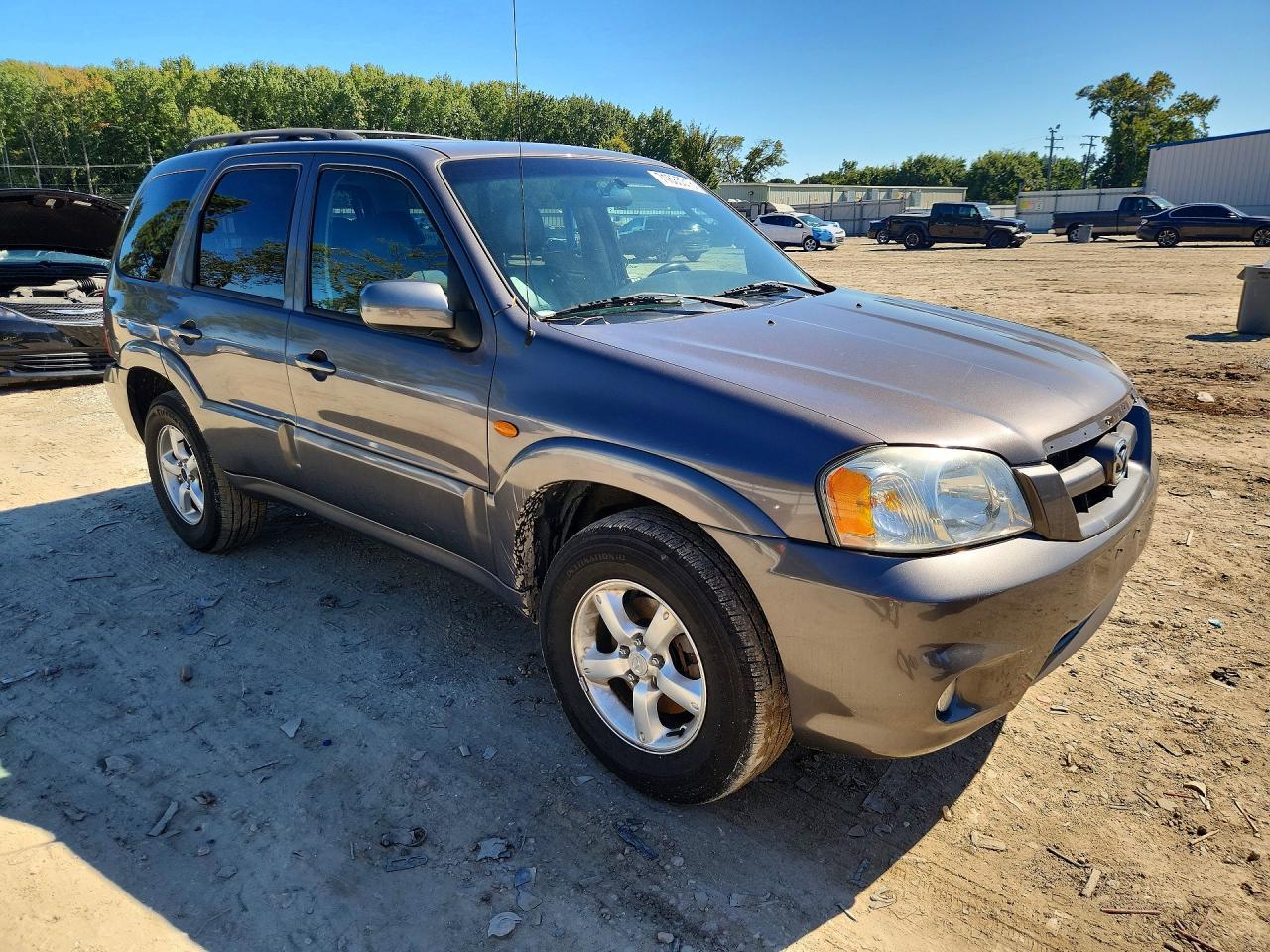 2005 Mazda Tribute S - Image 4