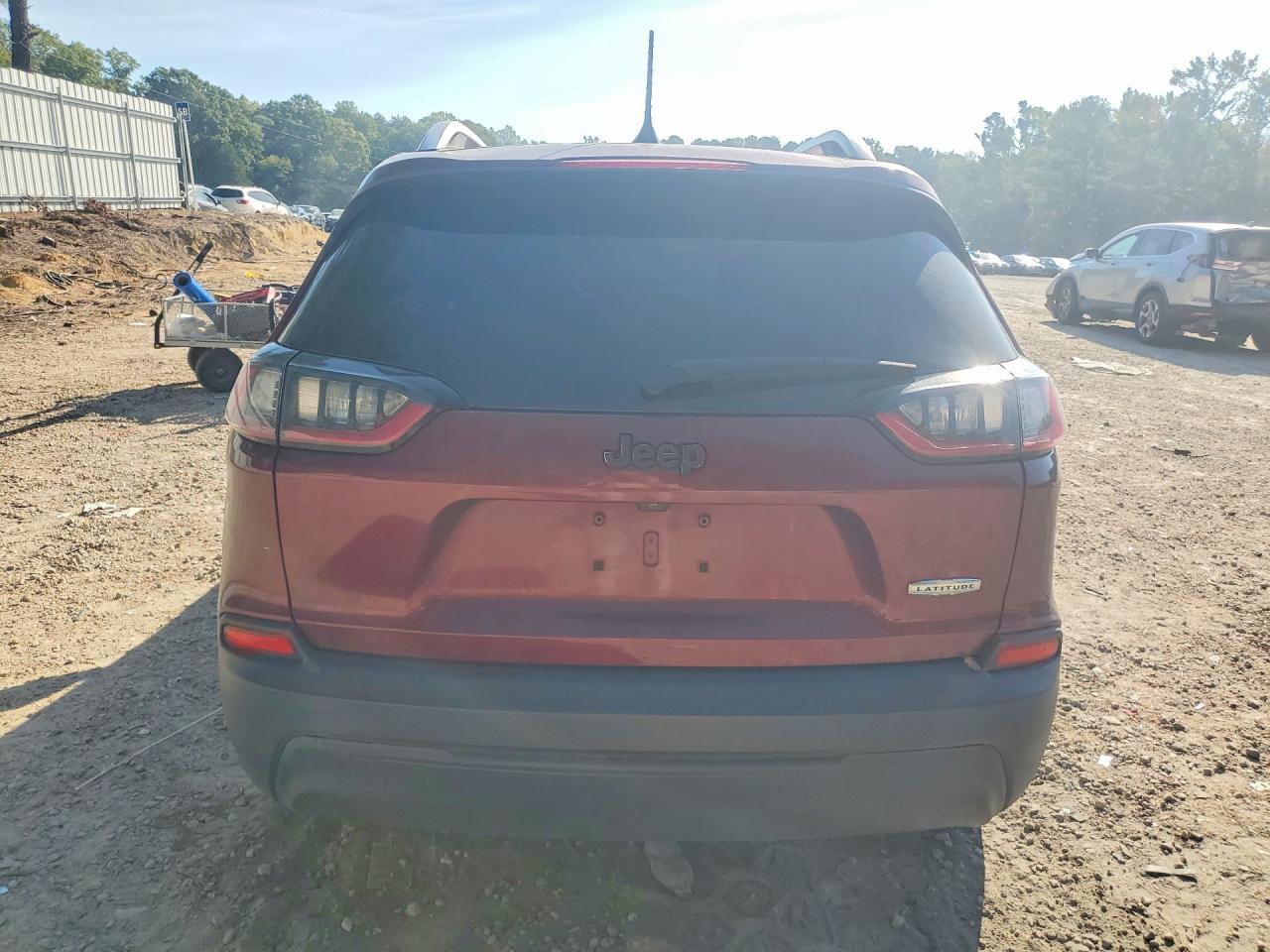 2019 Jeep Cherokee Latitude - Image 6