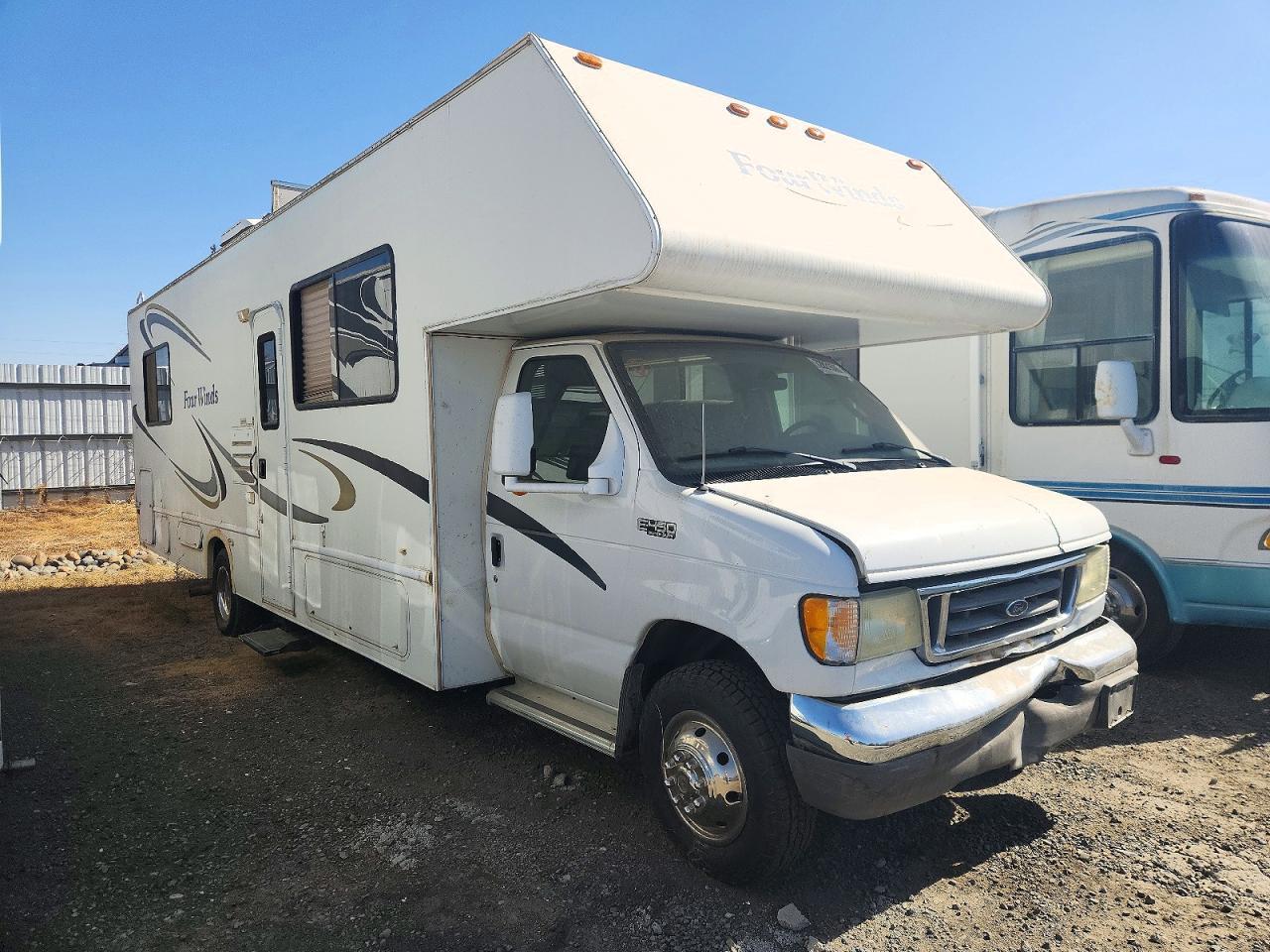 2003 Ford Motorhome - Rv