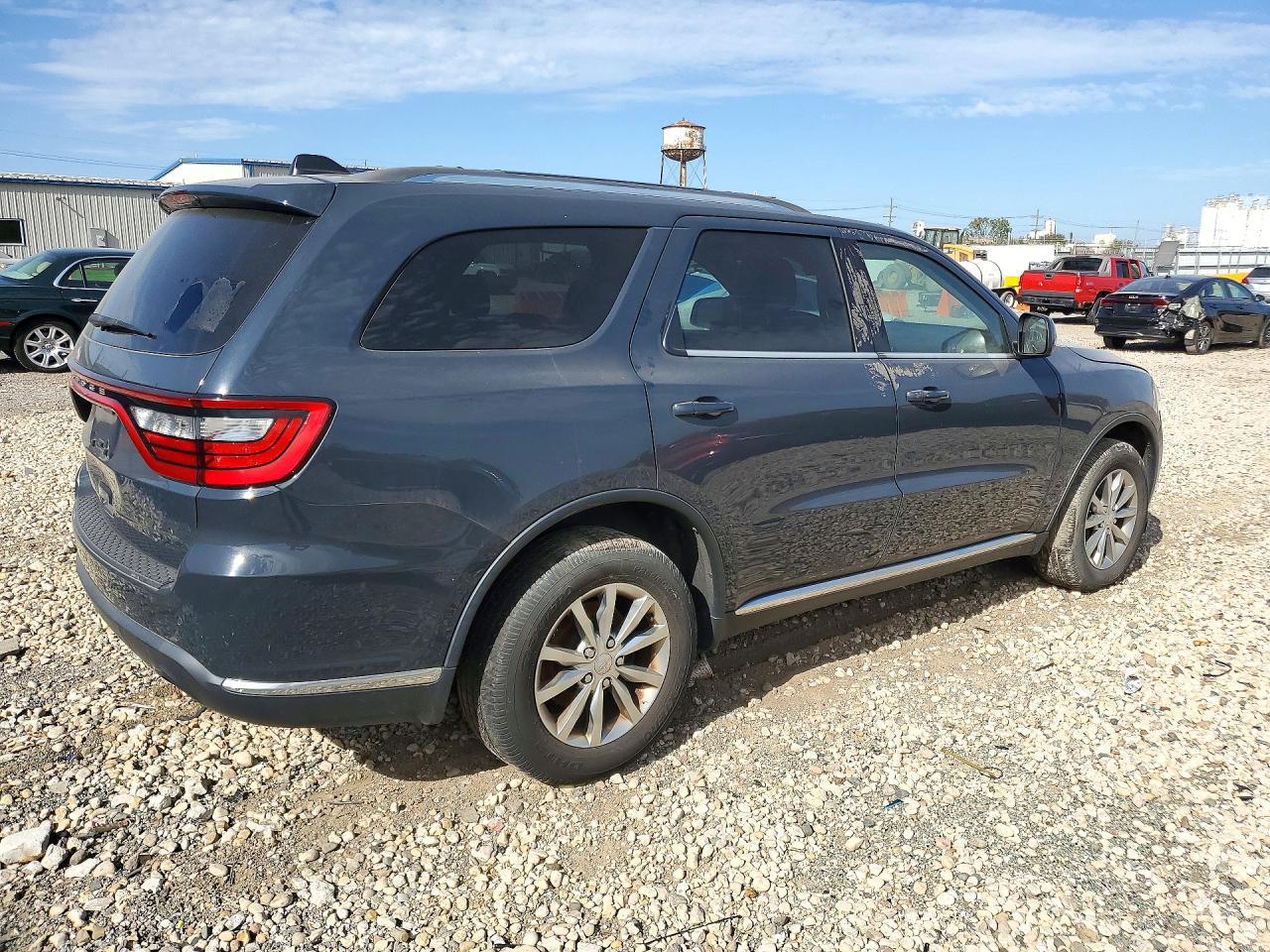 2018 Dodg Durango Awd V6 4D Suv Sxt - Image 3