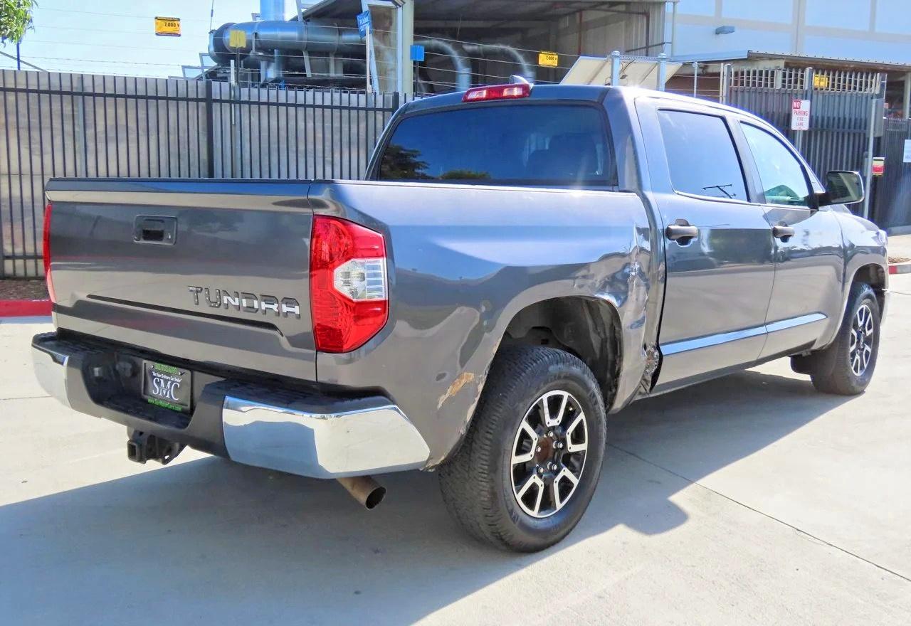 2021 Toyota Tundra Crewmax Sr5 - Фото 3