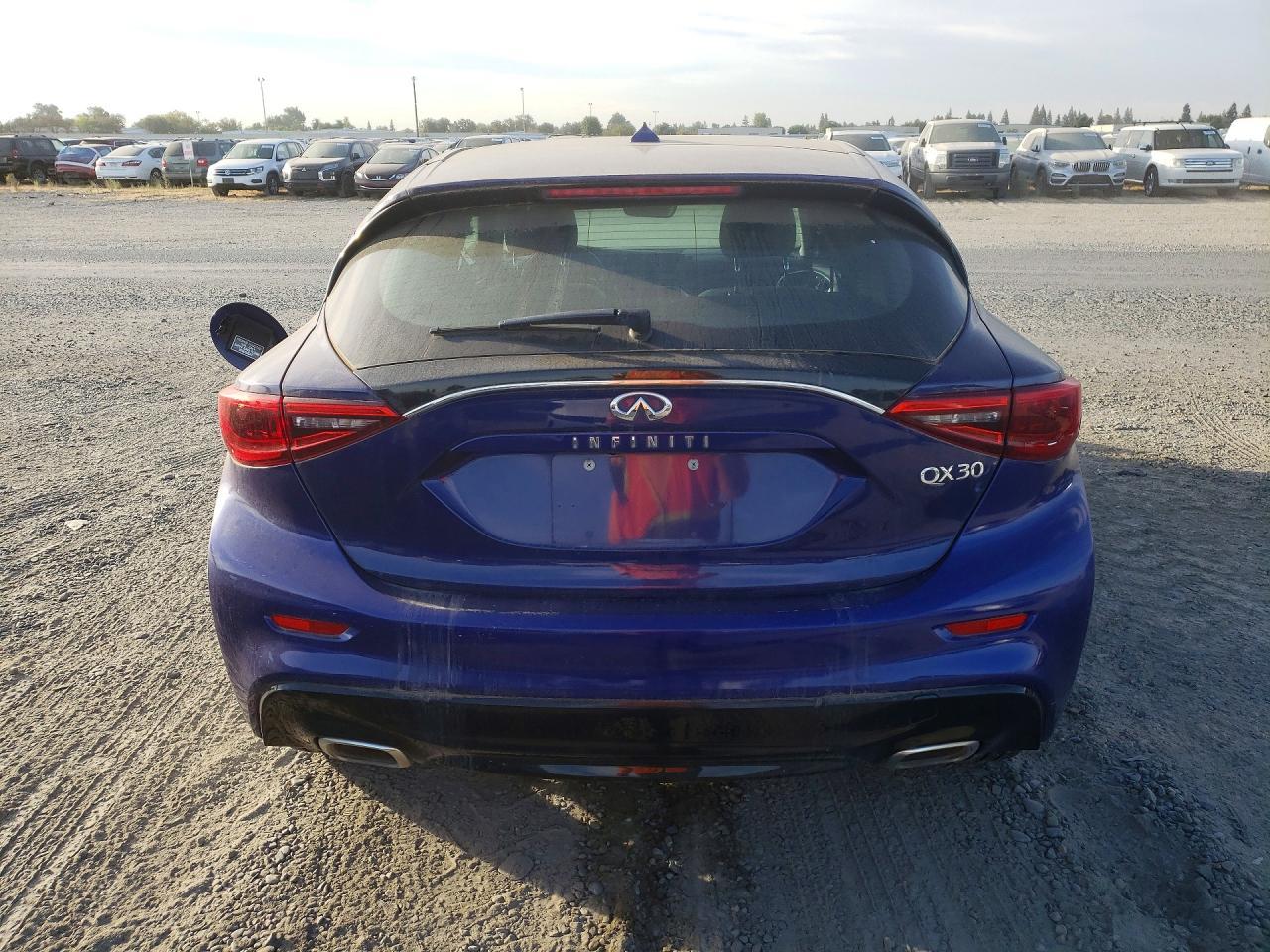 2018 Infiniti Qx30 Luxury - Фото 6