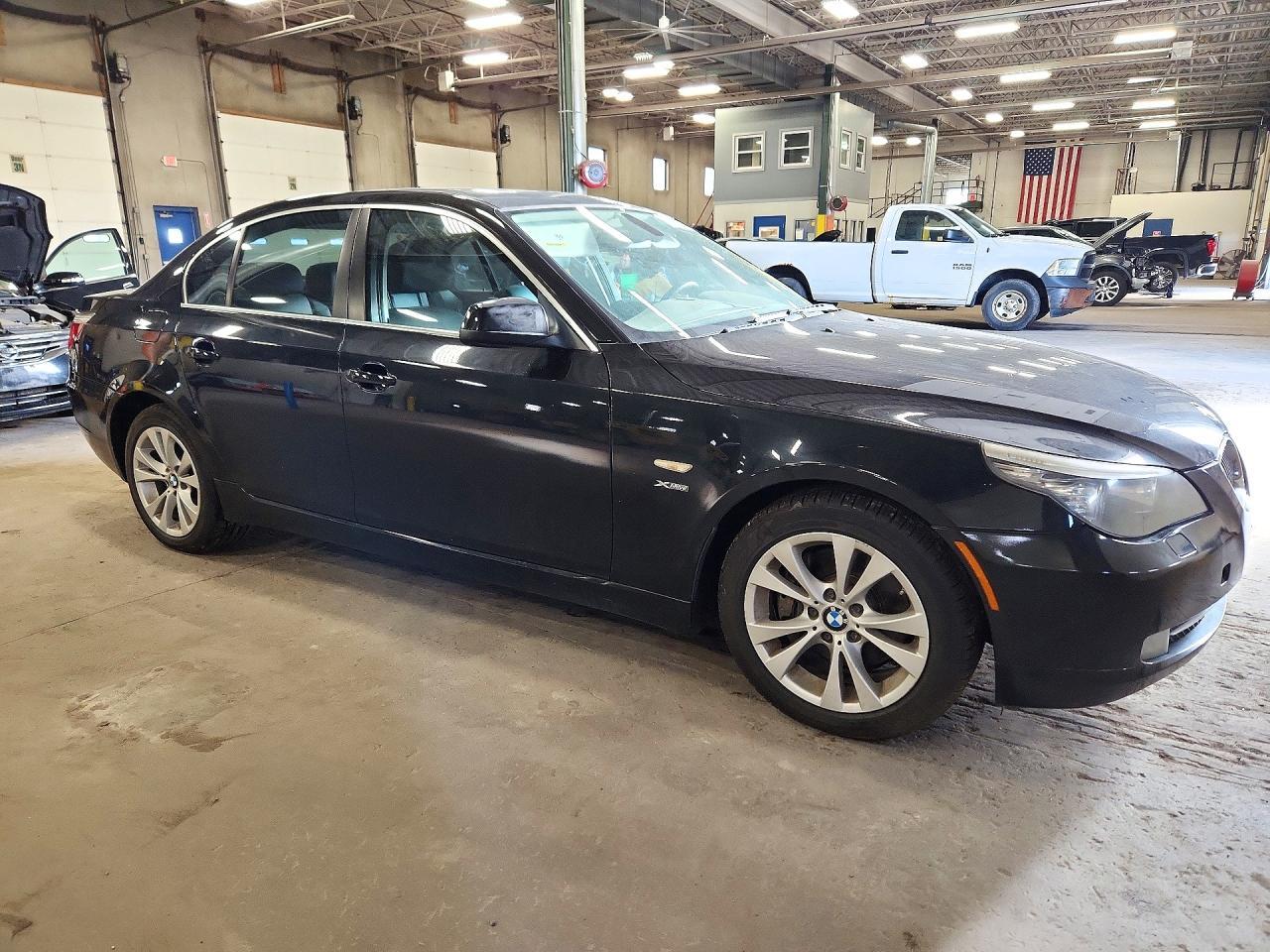 2010 BMW 535 Xi - Фото 4