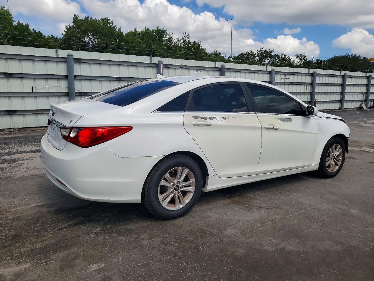 2013 Hyundai Sonata Gls - Фото 3