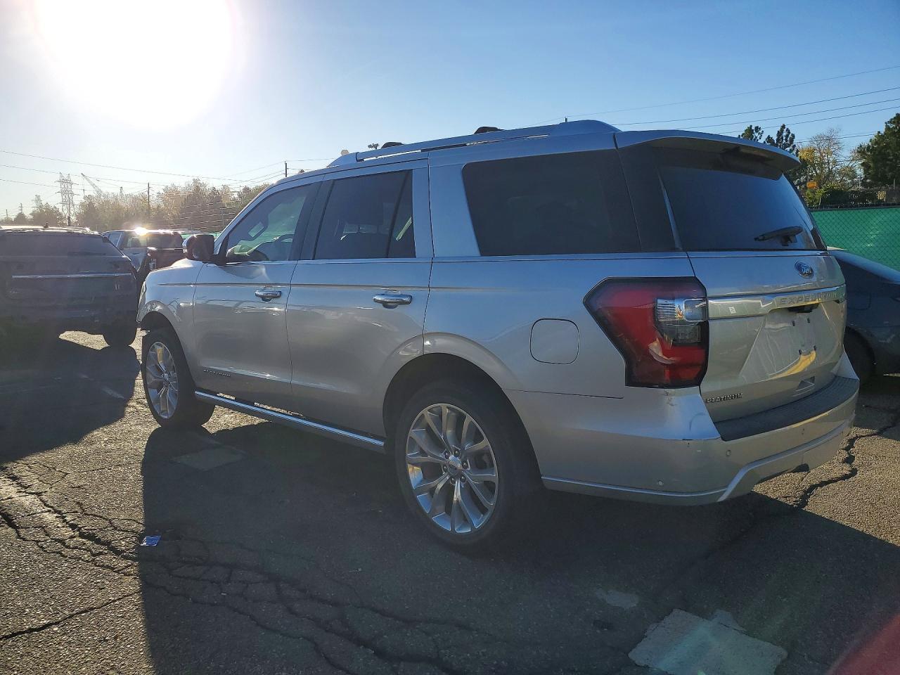 2019 Ford Expedition Platinum - Фото 2