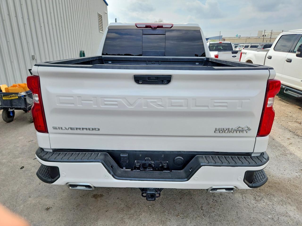 2025 Chevrolet Silverado K1500 High Country - Фото 6