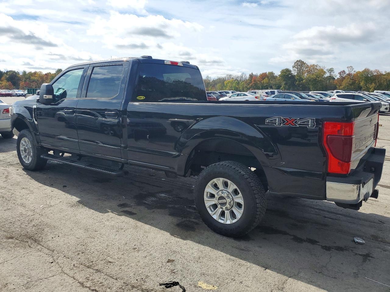 2021 Ford F250 Super Duty - Image 2