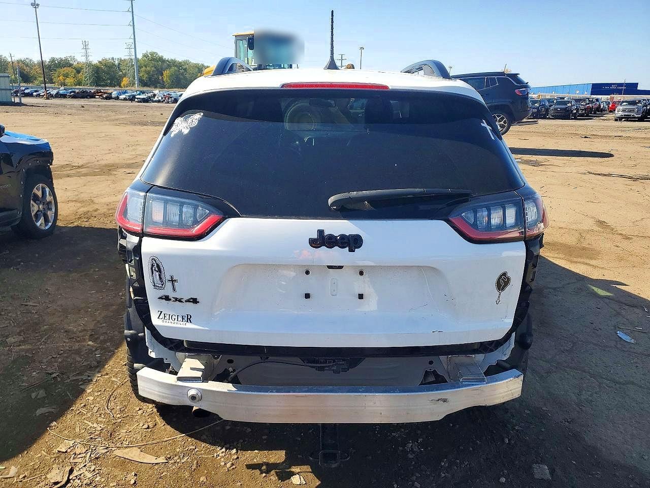 2019 Jeep Cherokee Latitude Plus - Фото 6