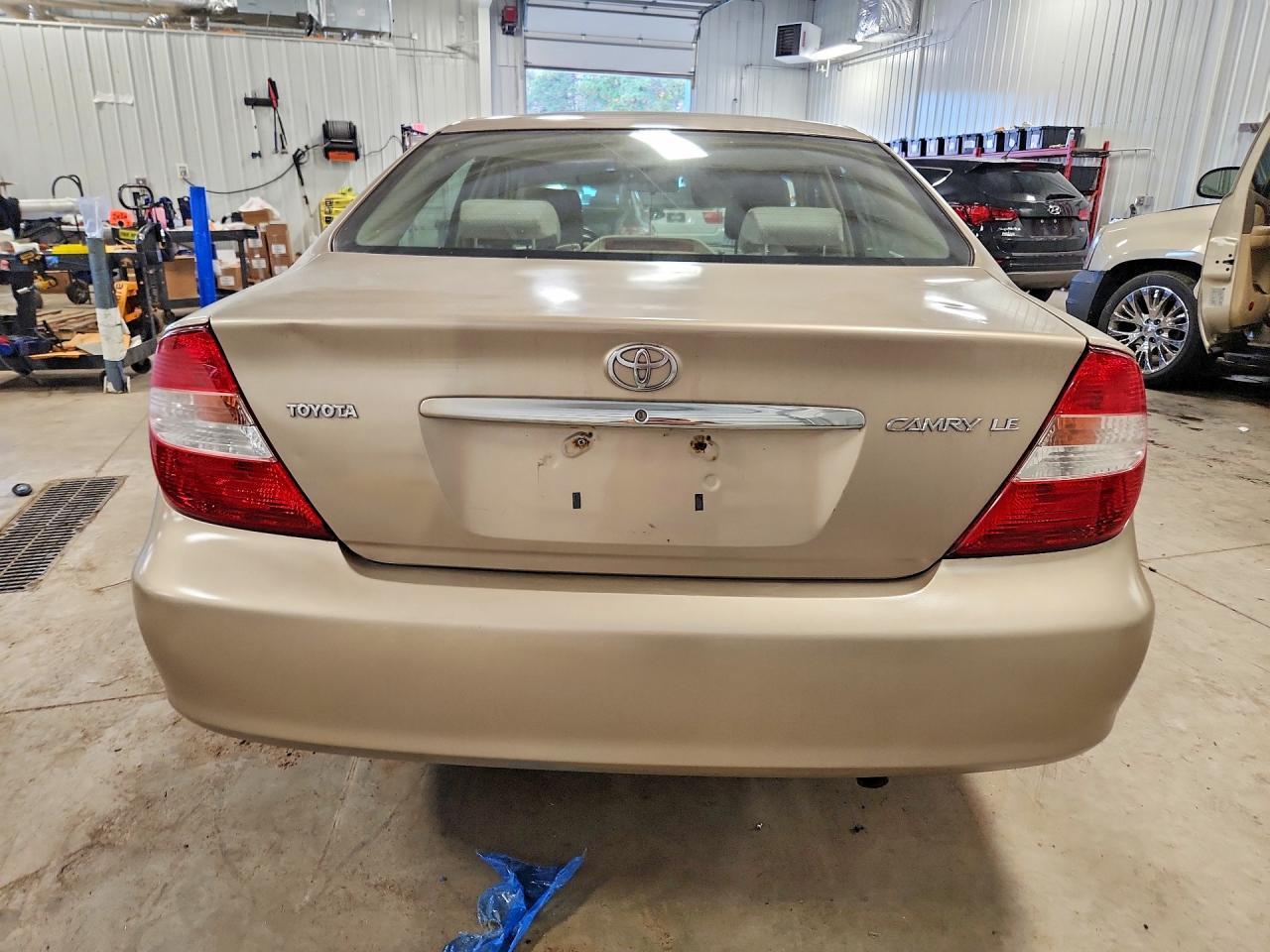2003 Toyota Camry Le - Image 6