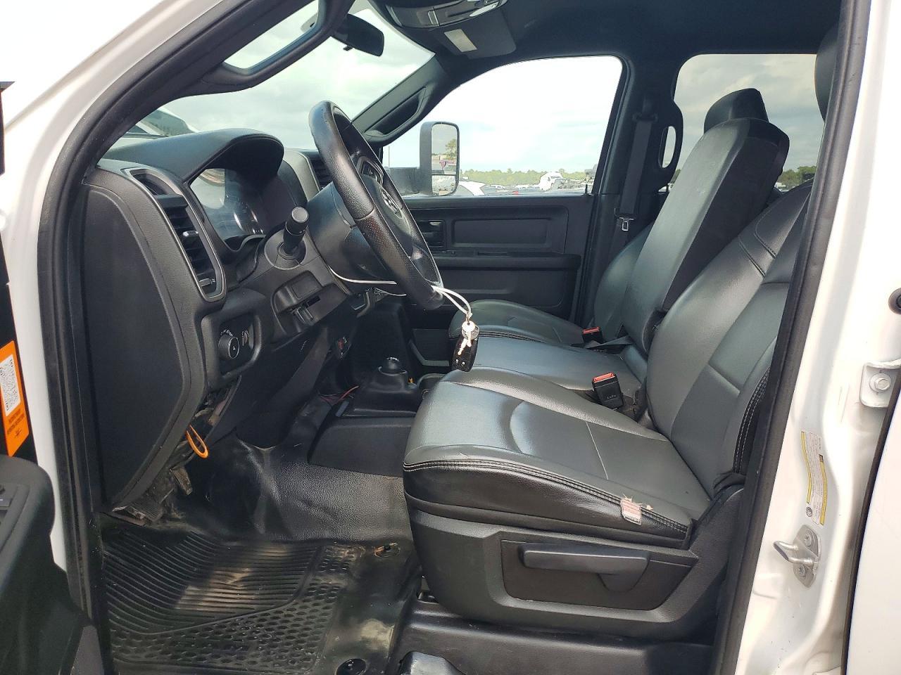 2022 Ram 2500 Tradesman - Image 7