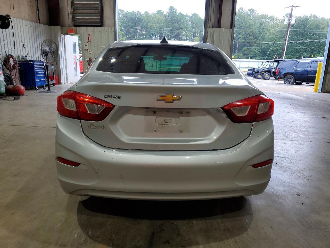 2016 Chevrolet Cruze Ls - Фото 6