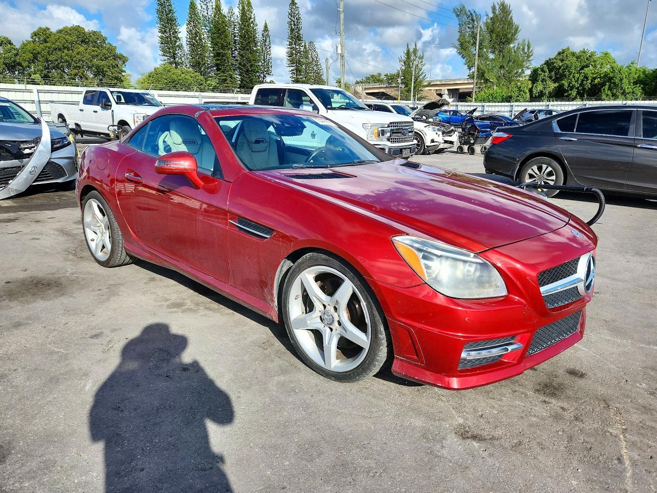2016 Mercedes-Benz Slk 300 - Image 4