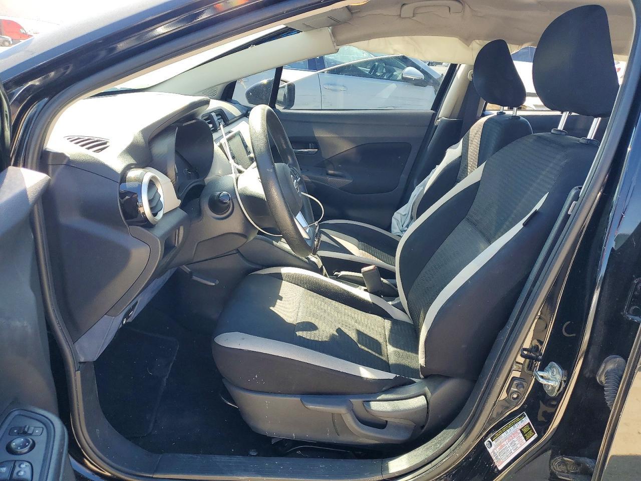 2021 Nissan Versa - Фото 7