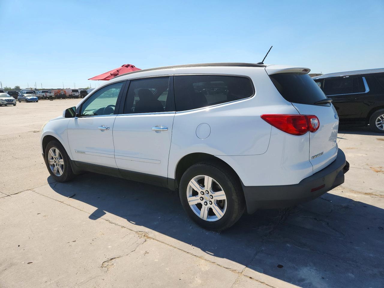 2009 Chevrolet Traverse Lt - Фото 2