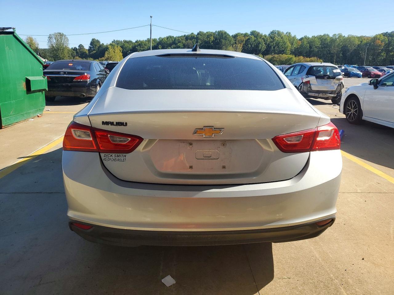 2016 Chevrolet Malibu L - Фото 6