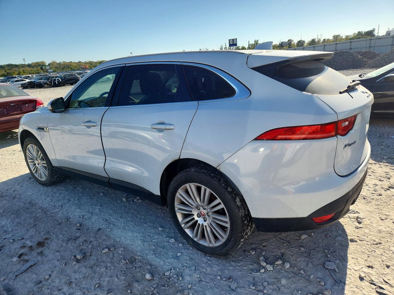 2018 Jaguar F-Pace Portfolio - Фото 2