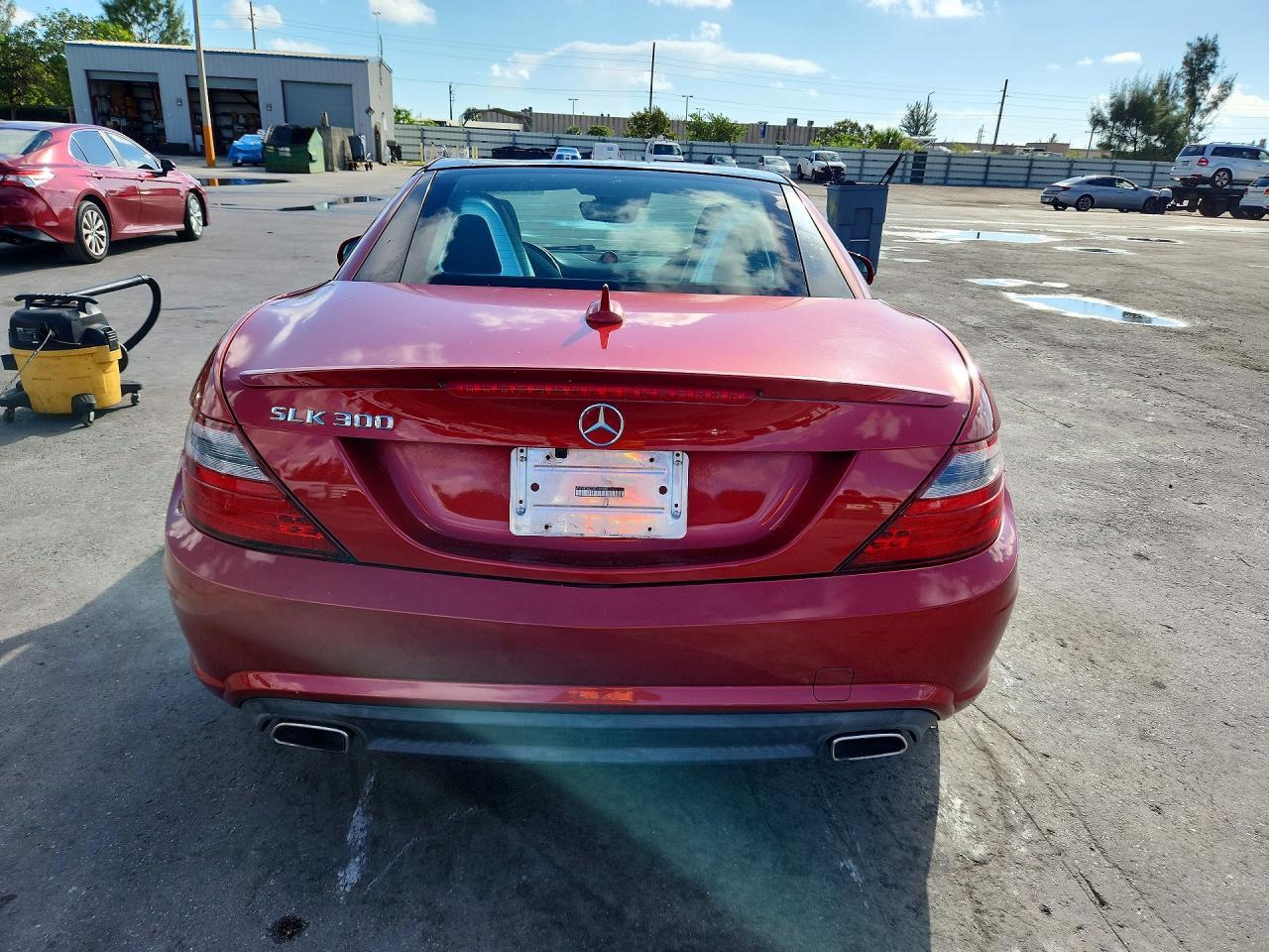 2016 Mercedes-Benz Slk 300 - Image 6