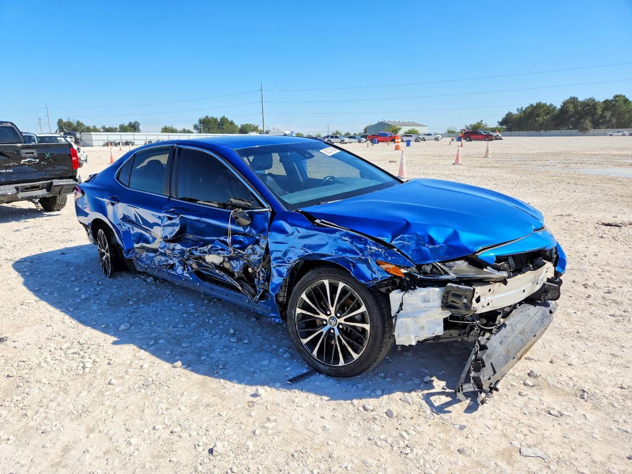 2019 Toyota Camry Se - Image 4