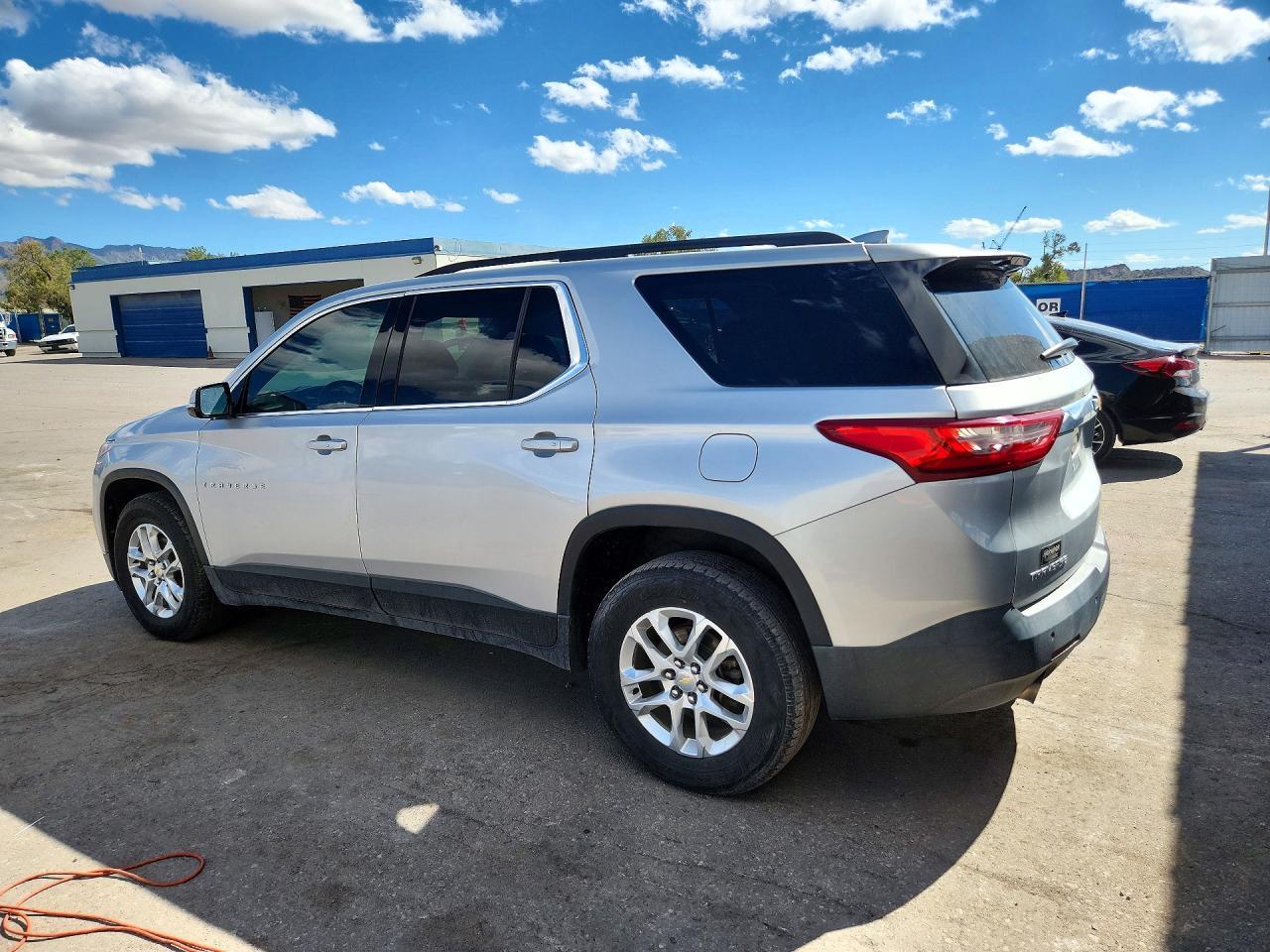 2019 Chevrolet Traverse Lt - Image 2
