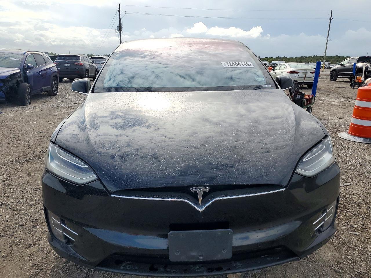 2018 Tesla Model X - Фото 5