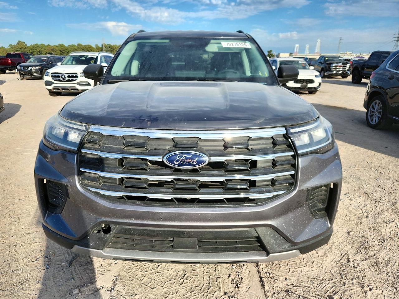 2025 Ford Explorer Active - Фото 5