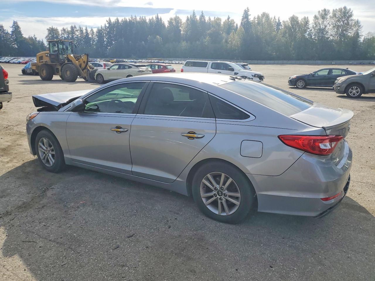 2015 Hyundai Sonata Se - Фото 2