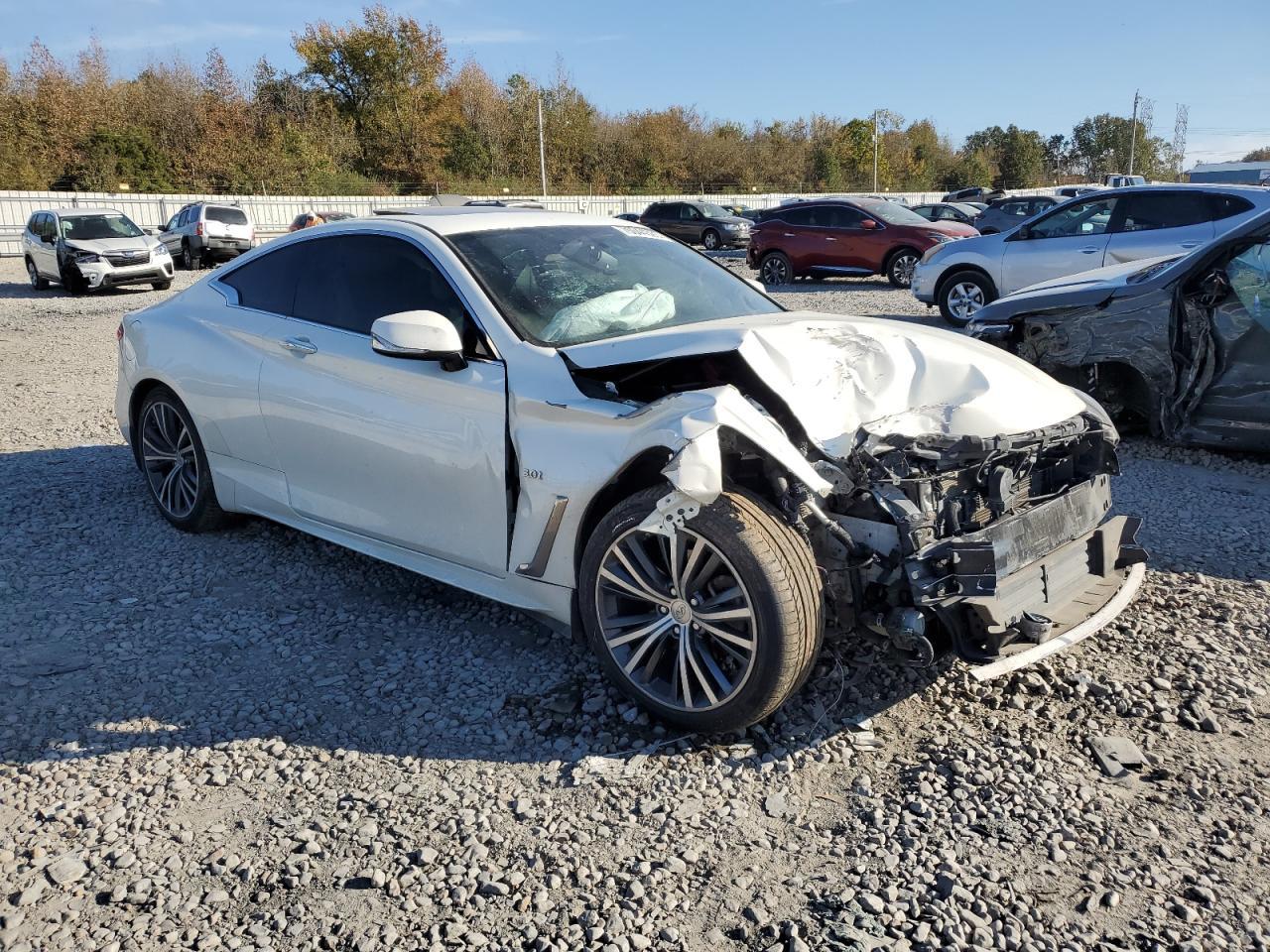 2017 Infiniti Q60 3.0T Premium - Фото 4