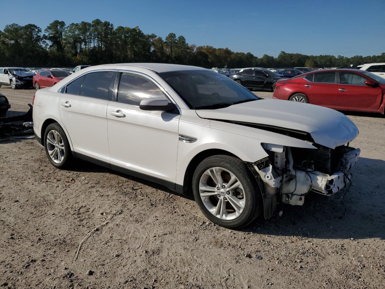 2016 Ford Taurus Sel - Фото 4