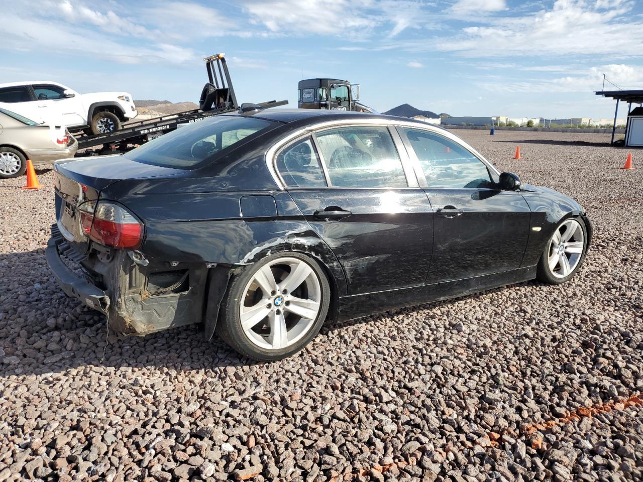 2006 BMW 330 I - Image 3