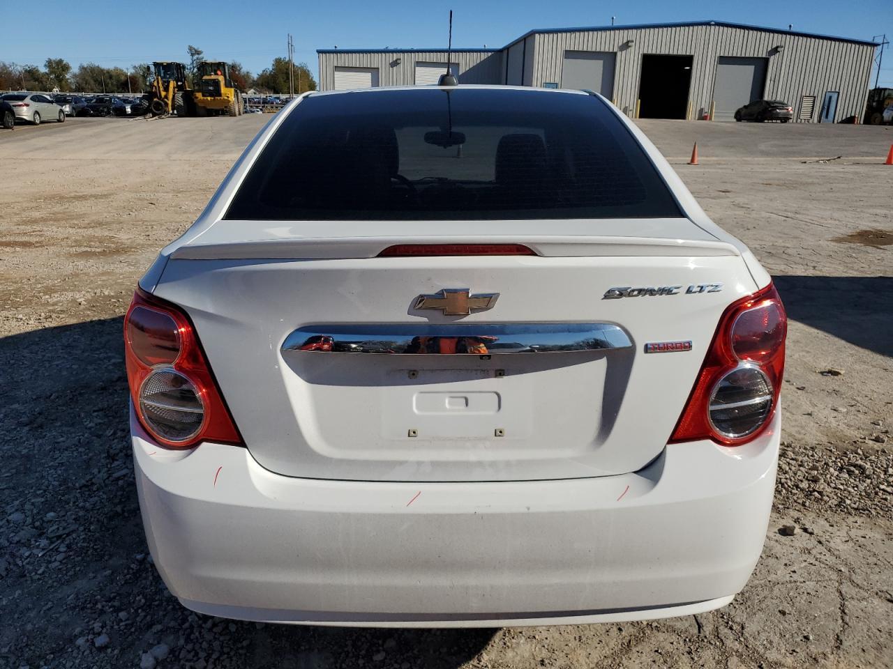 2015 Chevrolet Sonic Ltz - Image 6