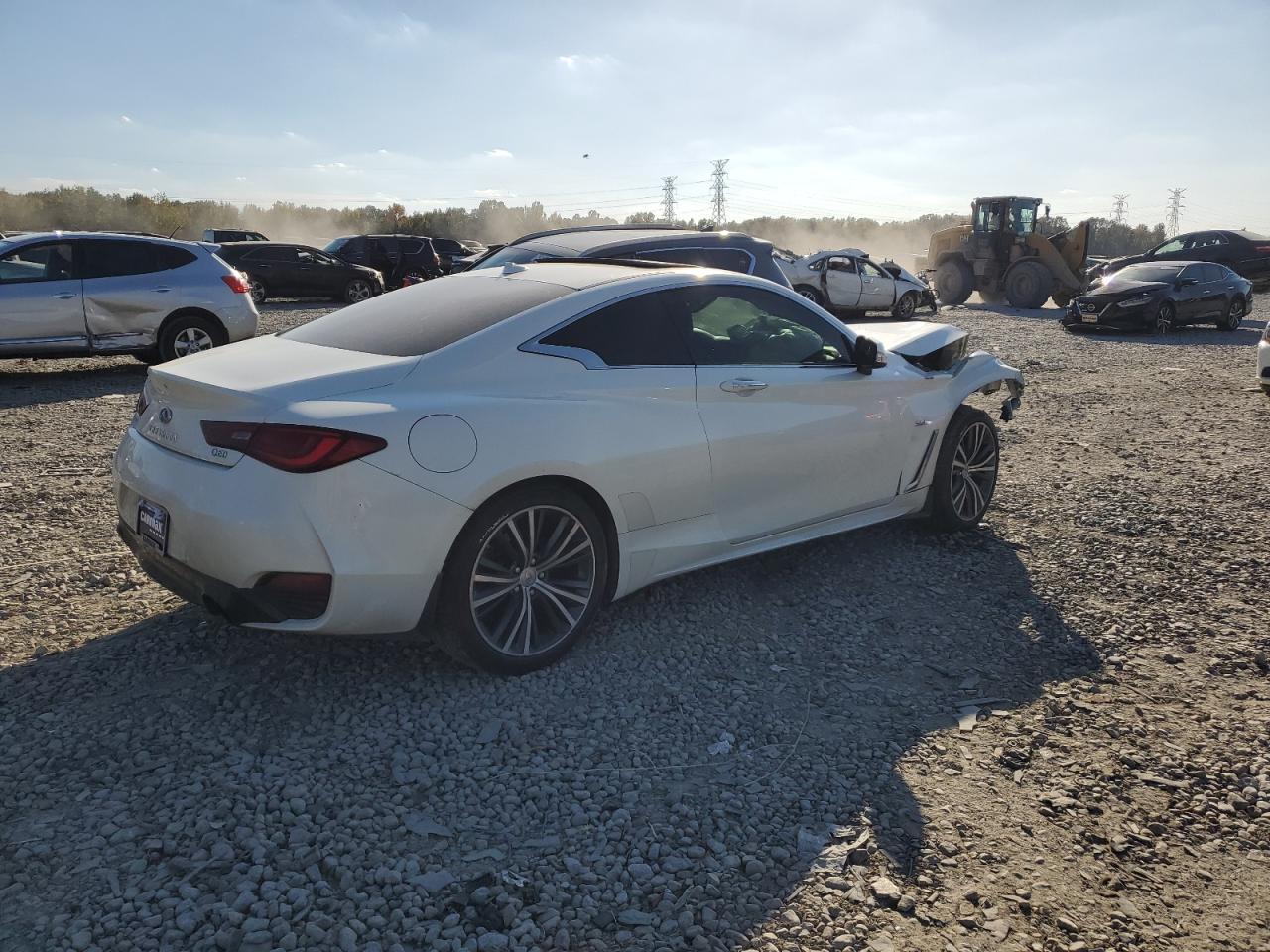 2017 Infiniti Q60 3.0T Premium - Фото 3