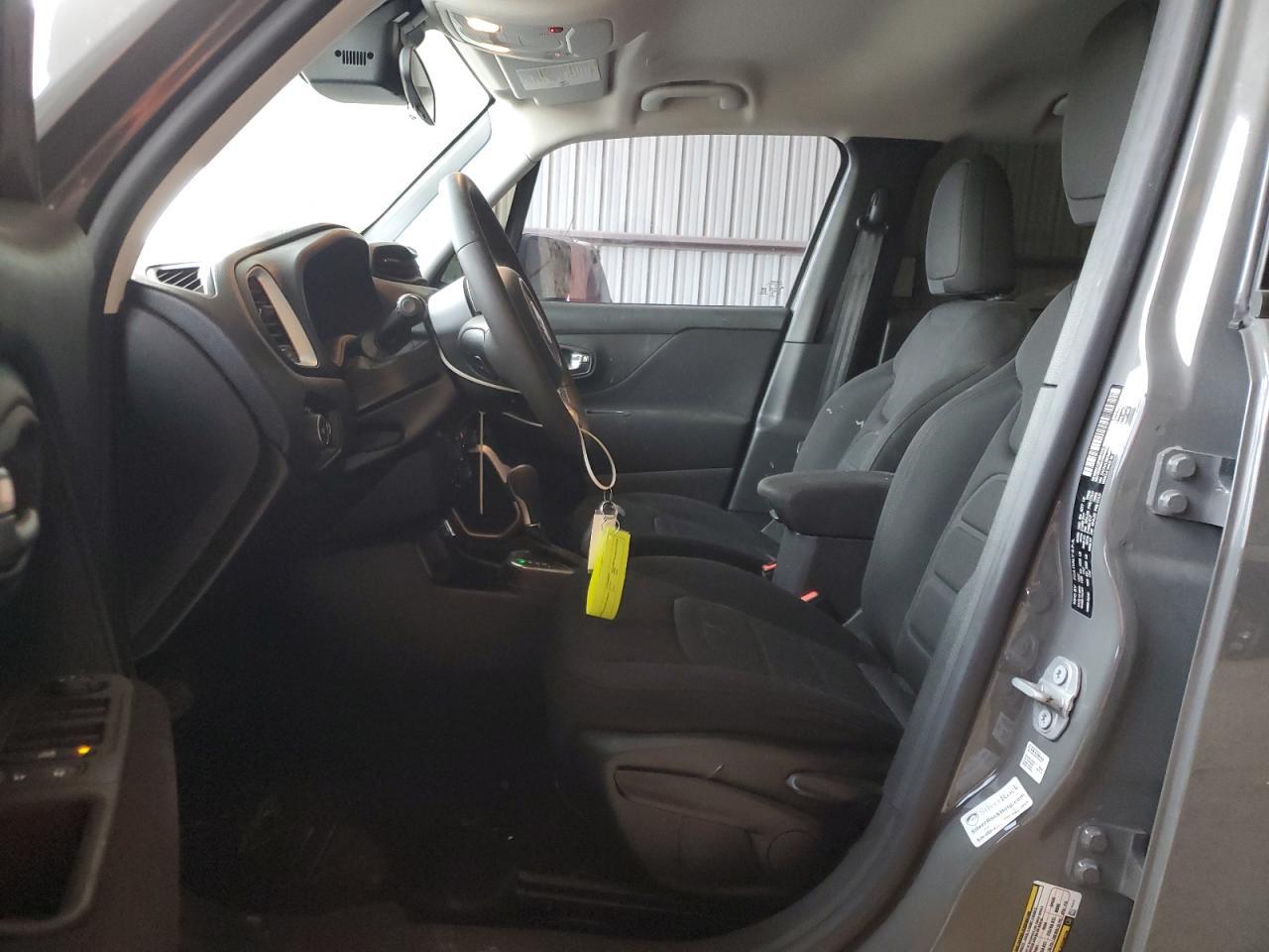 2021 Jeep Renegade Latitude - Фото 7