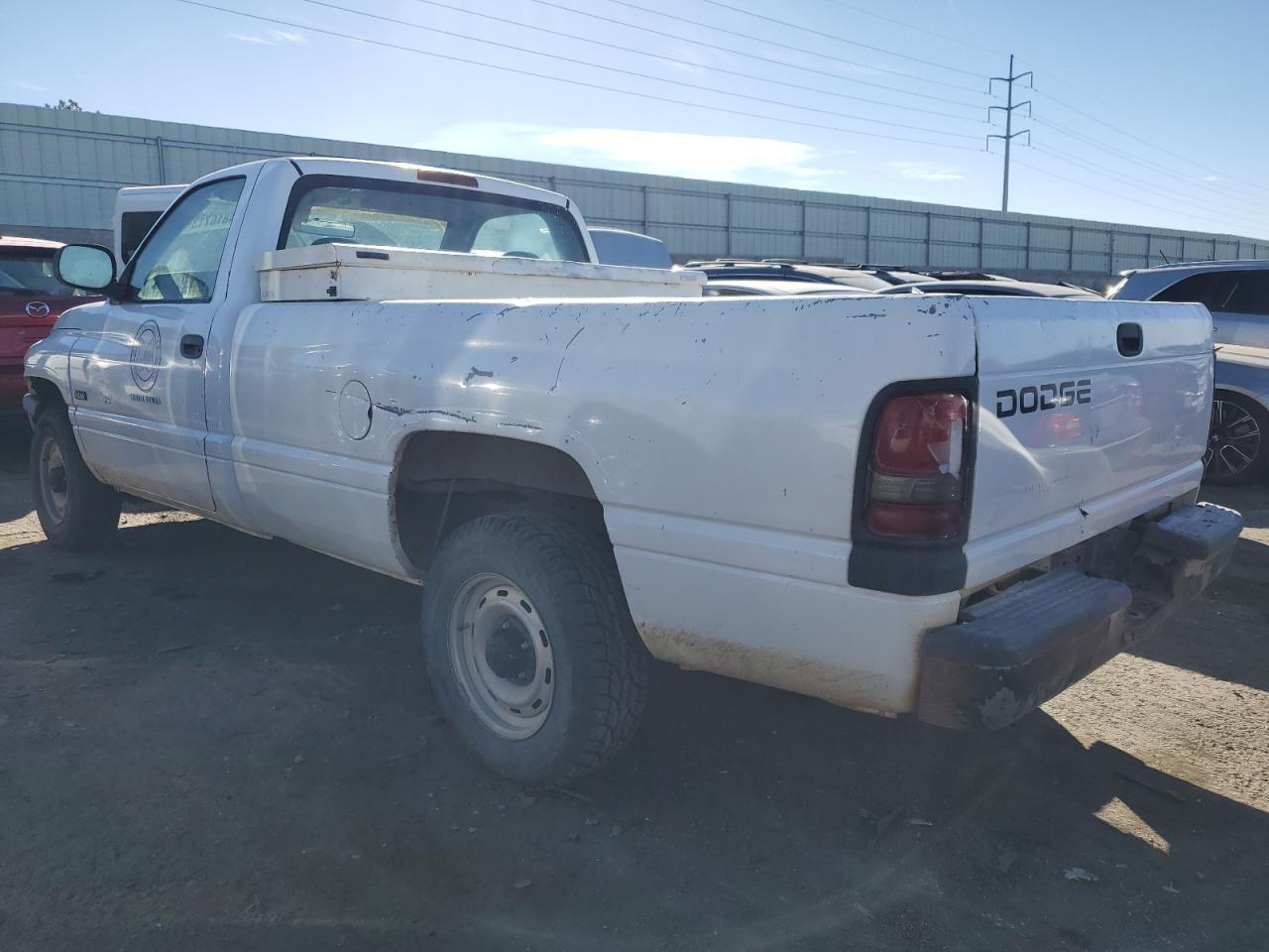 2001 Dodge Ram 1500 - Image 2