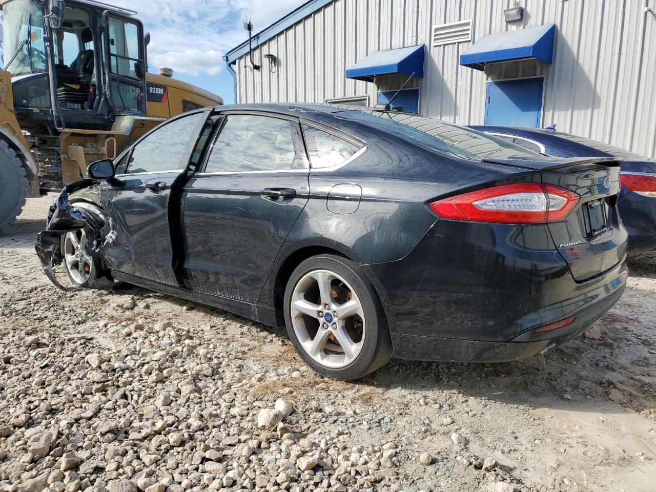 2015 Ford Fusion Se - Image 2