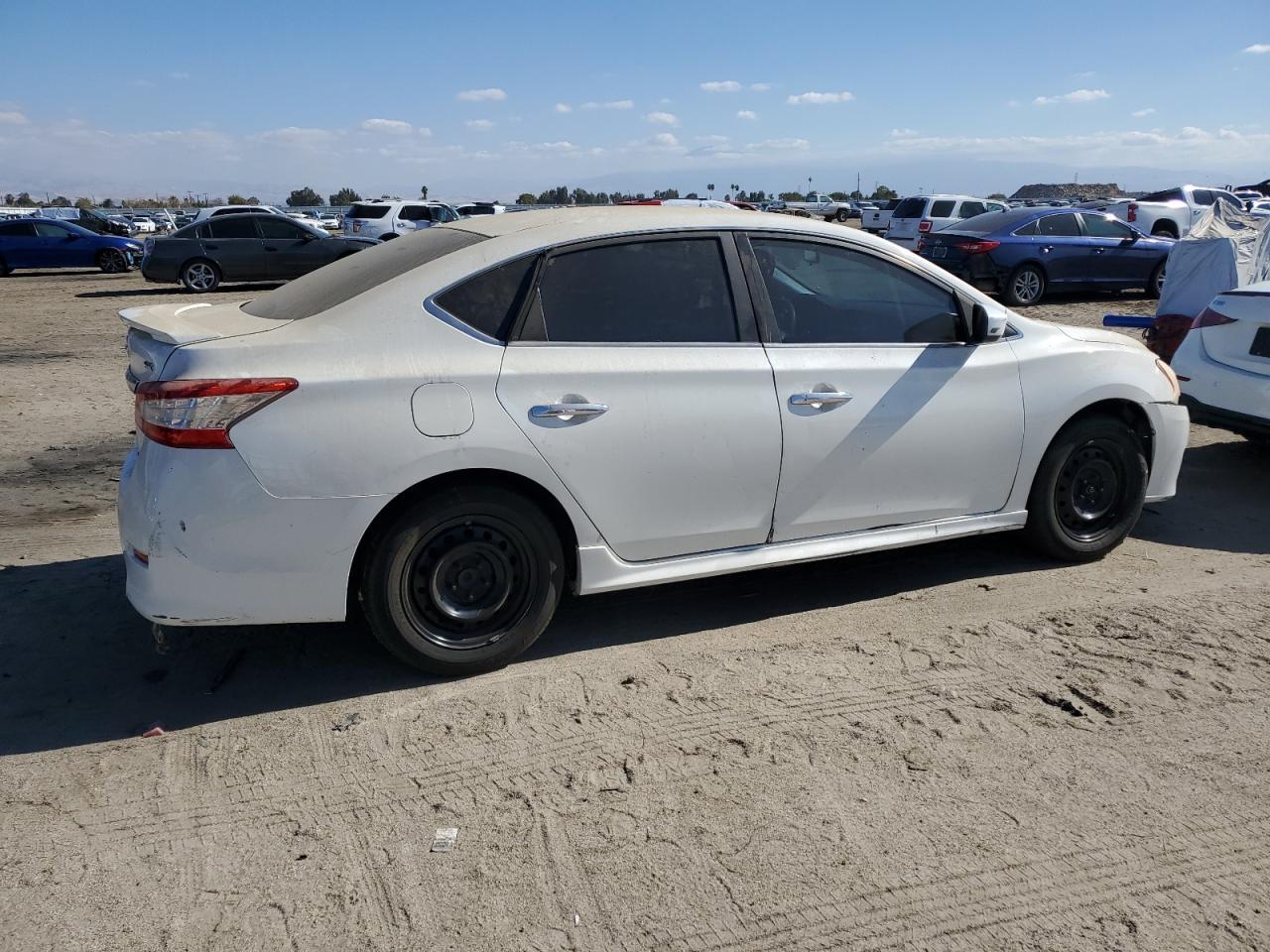 2014 Nissan Sentra S - Фото 3