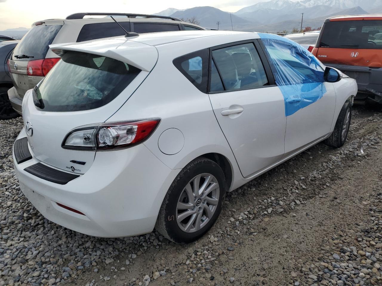 2013 Mazda 3 I - Фото 3