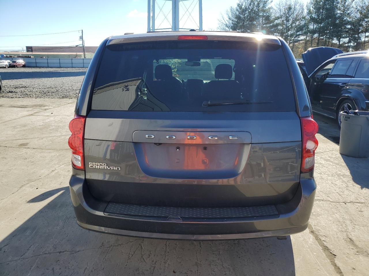 2017 Dodge Grand Caravan Se - Фото 6