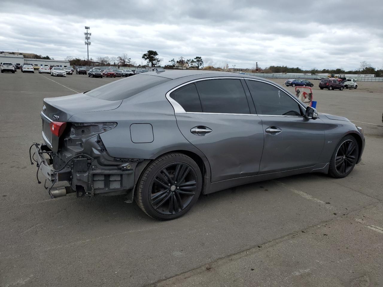 2017 Infiniti Q50 Premium - Фото 3