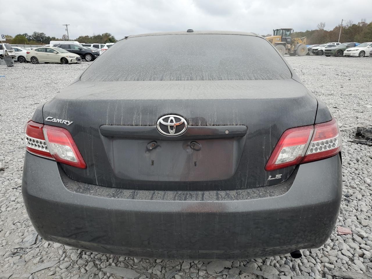 2011 Toyota Camry Base - Фото 6