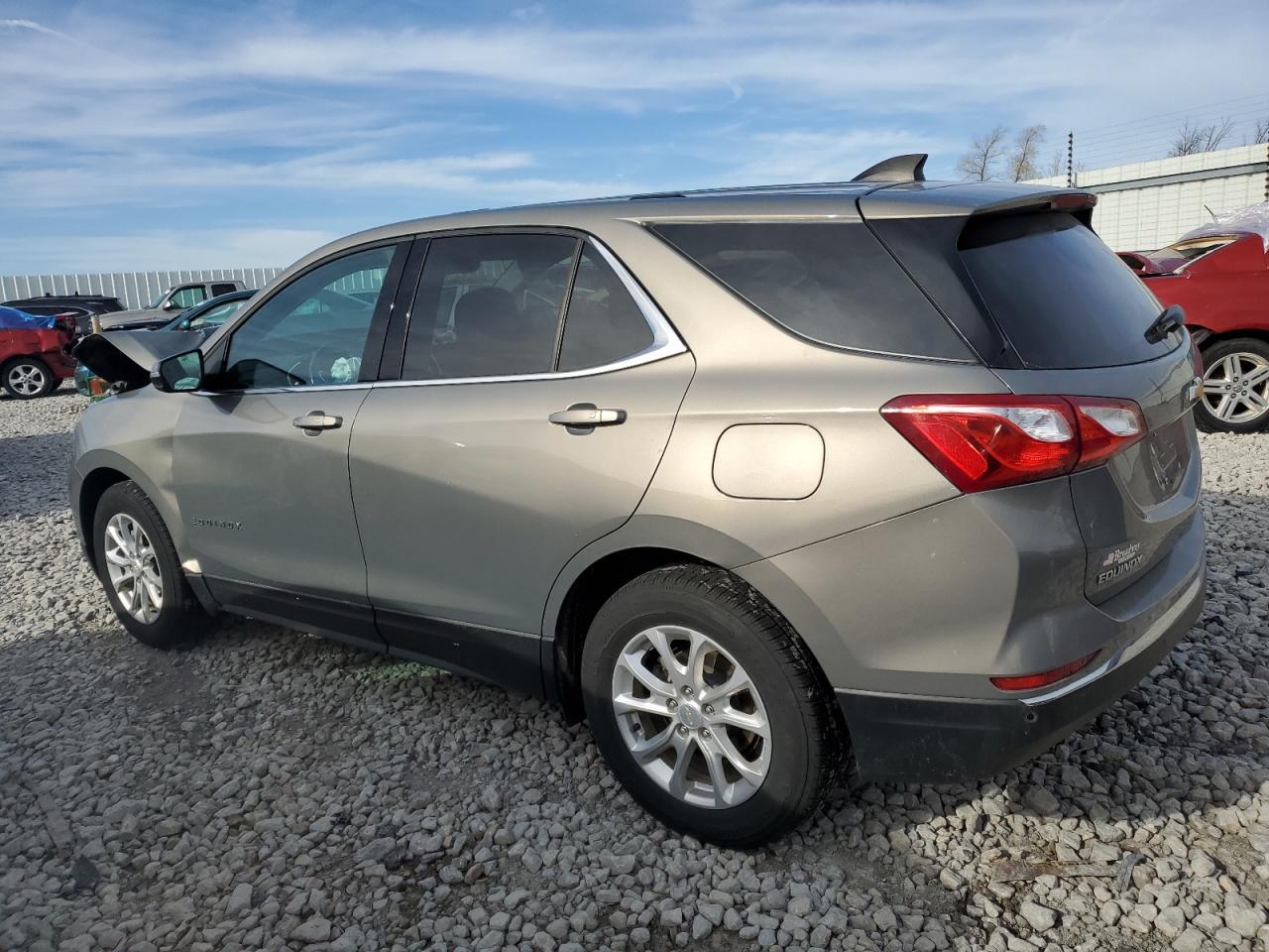 2018 Chevrolet Equinox Lt - Фото 2