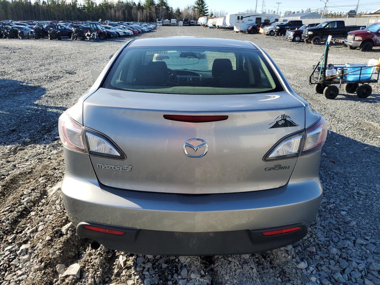 2013 Mazda 3 I - Image 6