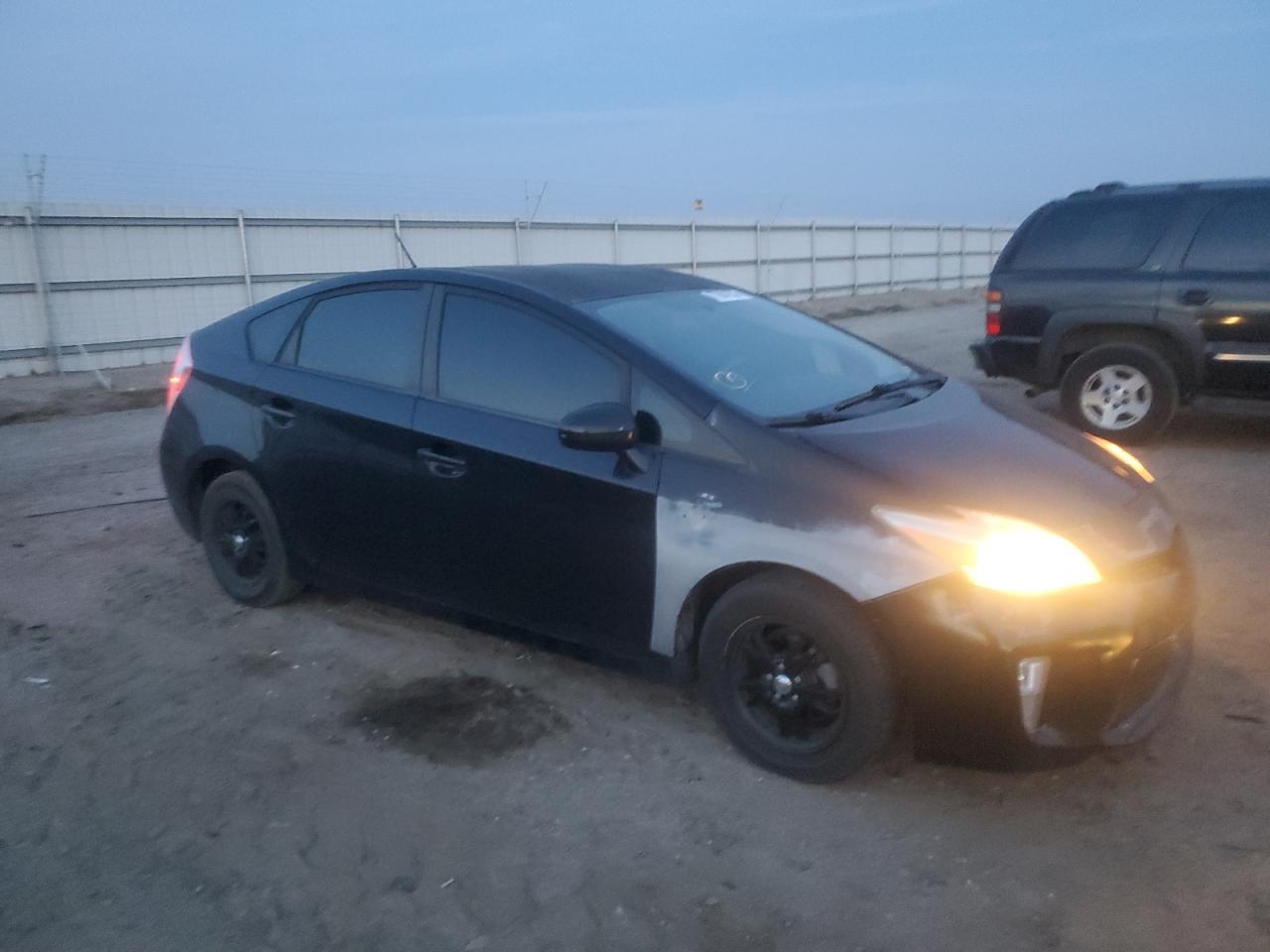 2012 Toyota Prius - Image 4