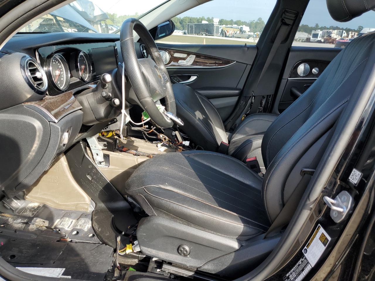 2018 Mercedes-Benz E 300 - Image 7