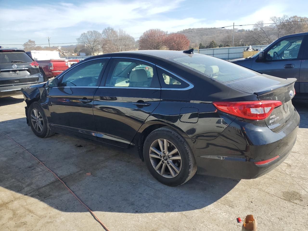 2015 Hyundai Sonata Se - Фото 2
