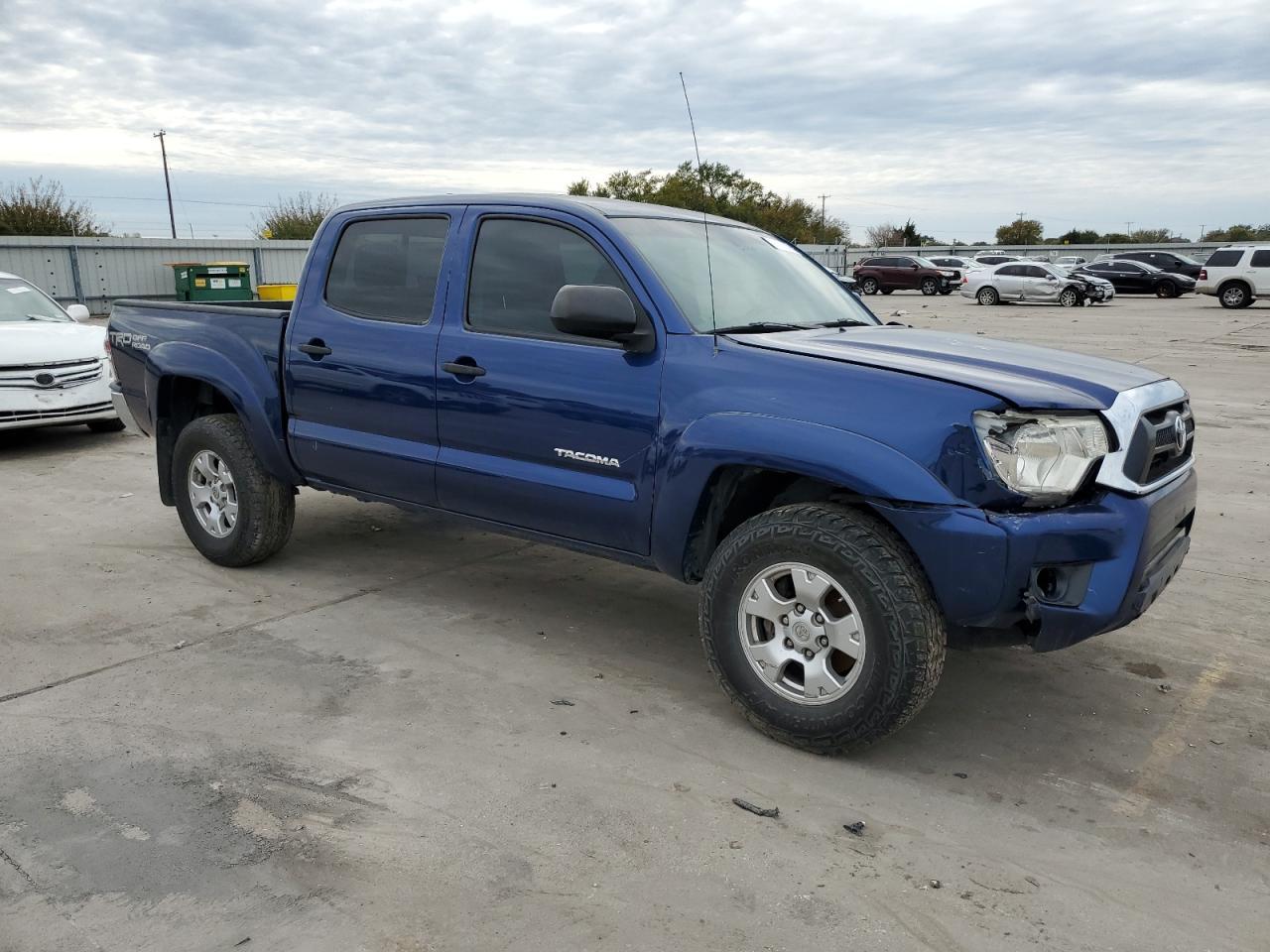 2014 Toyota Tacoma Double Cab Prerunner - Фото 4