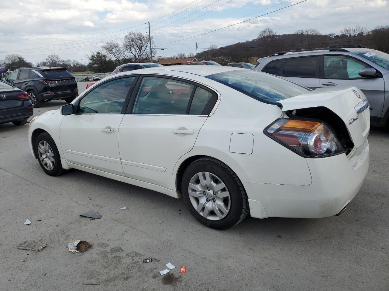 2012 Nissan Altima Base - Фото 2