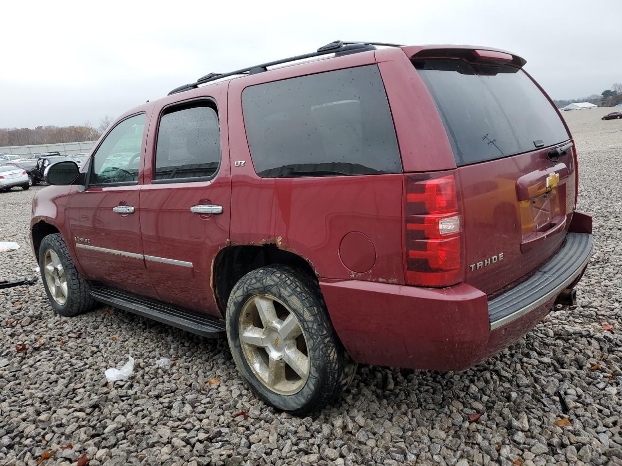 2009 Chevrolet Tahoe K1500 Ltz - Image 2
